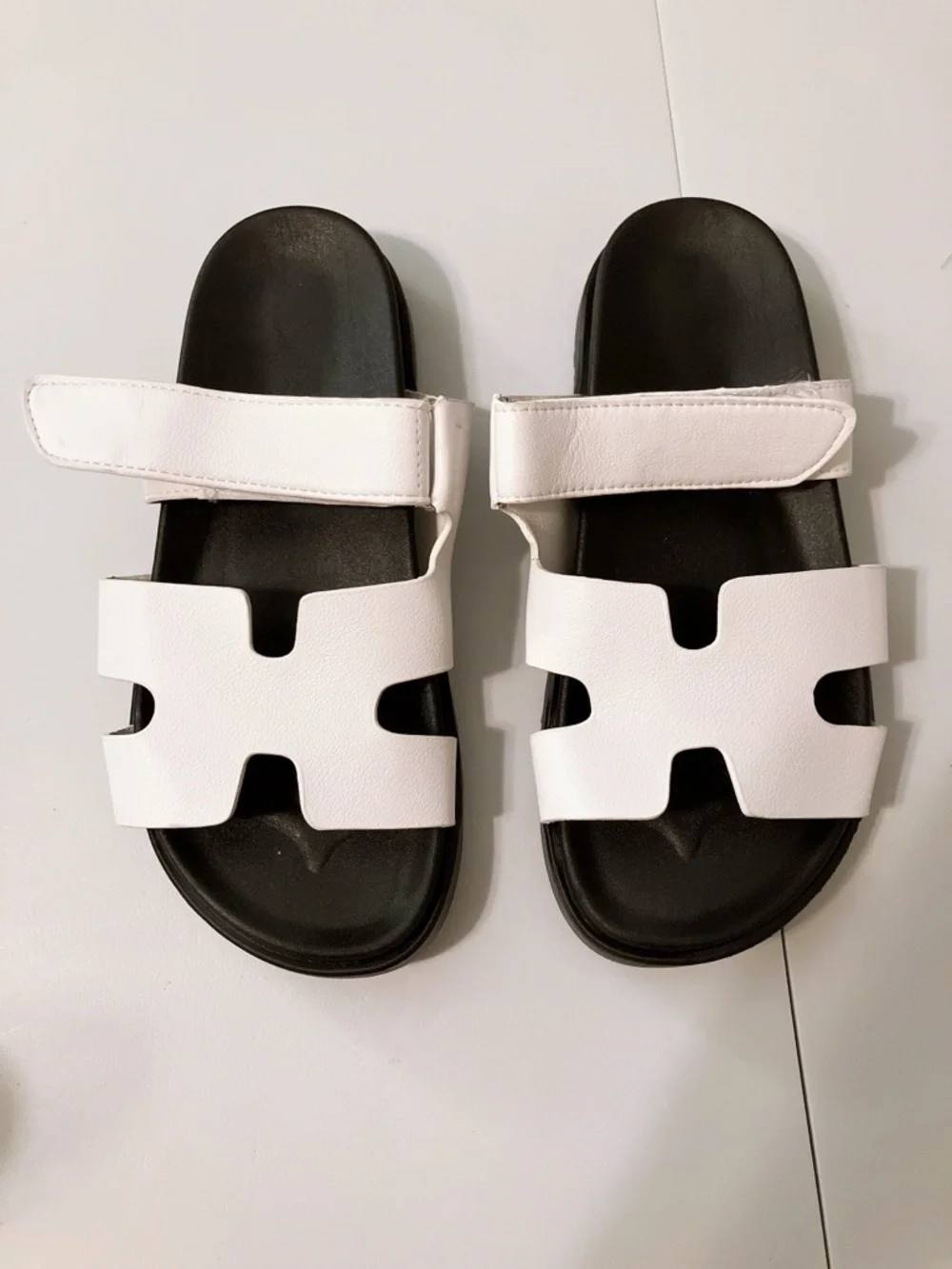 H-Cut-Out Designer Chypre-Style (Hermes) Slides Sandals Women’s 9/10 - Picture 2 of 11